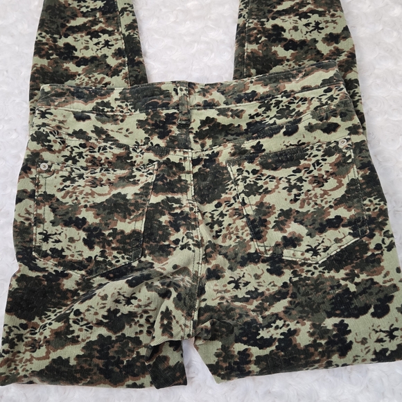 Pilcro Camouflage Corduroy Skinny Pants Size 29 (6074) - Picture 5 of 5